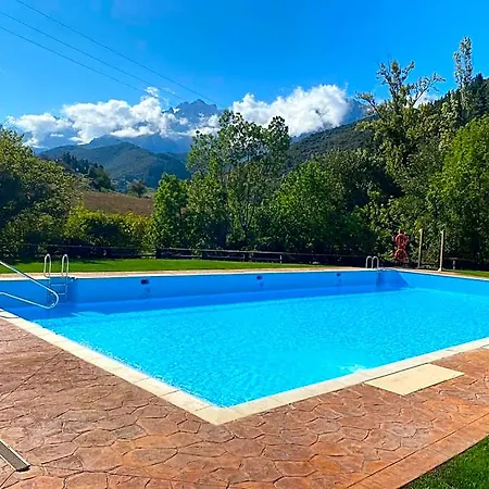 Hostel La Turieno